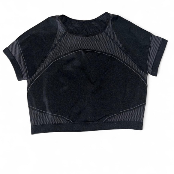 Black Short Sleeve Athletic Top - Picture 1 of 2